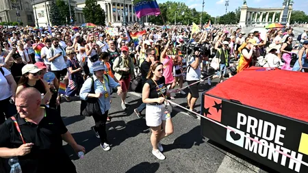 Proteste cu mii de oameni la Budapesta, împotriva legii care interzice parada LGTBQ+: „Oamenii încep să se trezească”