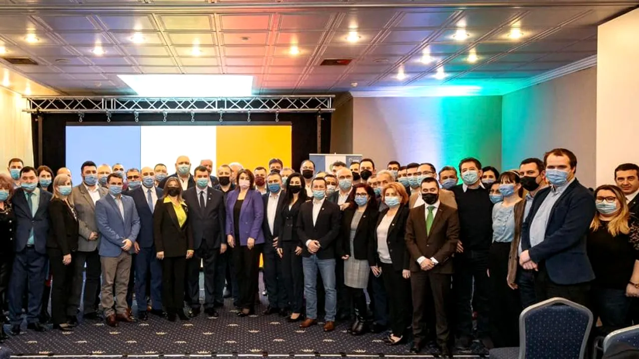 Eugen Tomac a fost ales noul președinte al PMP la congresul extraordinar de la Sinaia: ”O Românie creștin-democrată e una a respectului profund”