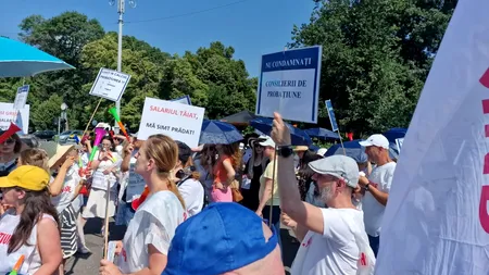 PROTEST al consilierilor de probaţiune în Capitală: „Am muncit șase luni pe datorie!”