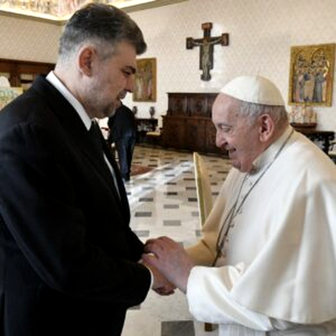 Marcel Ciolacu și Papa Francisc 