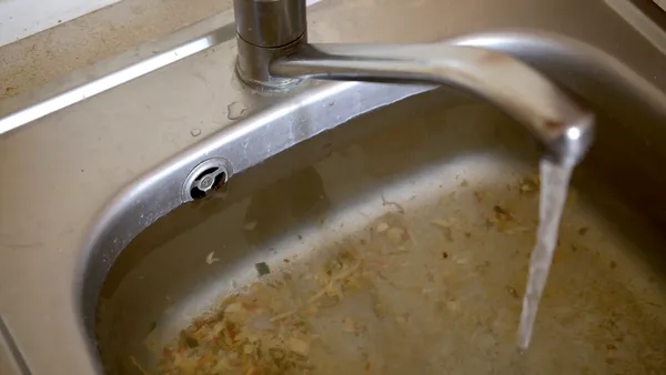 Orașul din România care rămâne fără apă caldă 48 de ore. Se fac lucrări de modernizare