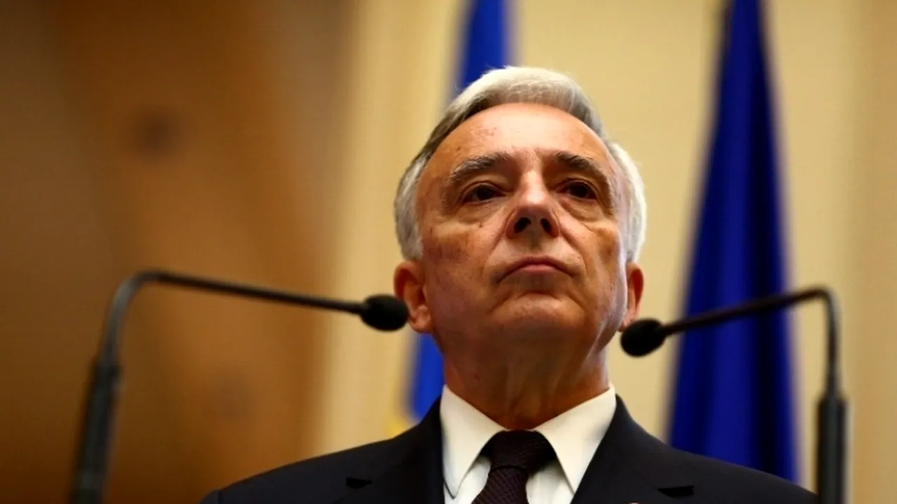 Mugur Isărescu: 