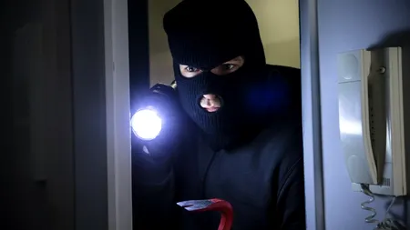 Un italian care câștigase 5.000.000 de euro la Loto, JEFUIT de un grup de români și moldoveni: Am blestemat acel câștig. Casa mea este un buncăr acum