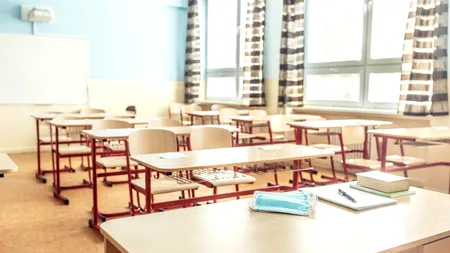 Cazul învățătorului acuzat că își umilea elevii. Bărbatul și-a dat demisia