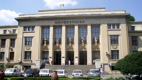 Acuzații de discriminare la Universitatea din București: „M-am trezit pe cap, ieri, la unul din cursurile mele, cu o purtătoare de acoperământ islamic 