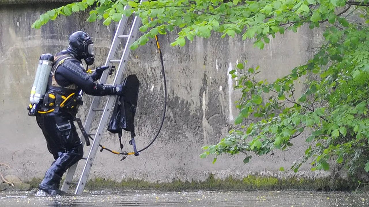 Bărbat dat dispărut în Lacul Morii din Capitală. Scafandrii îl caută UPDATE: a fost găsit mort