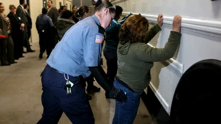 Senatoarele americane propun o lege care să permită imigrația mai multor femei în SUA