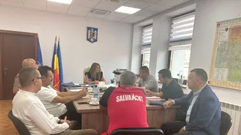 Prefectul de Argeș, Ioana Făcăleață: În cazul celor trei pui, destinația lor este rezervația de la Zărnești. Așteptăm avizul pentru relocare