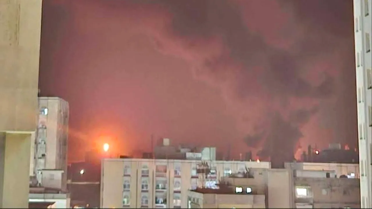 Escaladare în Orient. Centrale electrice și instalații de apă din Kuweit, lovite de drone iraniene. Un complex petrolier, în flăcări