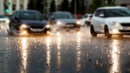 Ploile abundente amenință România! Cod galben de vremea rea în mai multe zone din țară. Prognoza meteo actualizată pentru București