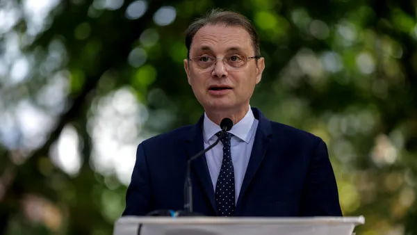 Luca Niculescu, prima reacție după ultimatumul dat de Nicușor Dan partidelor