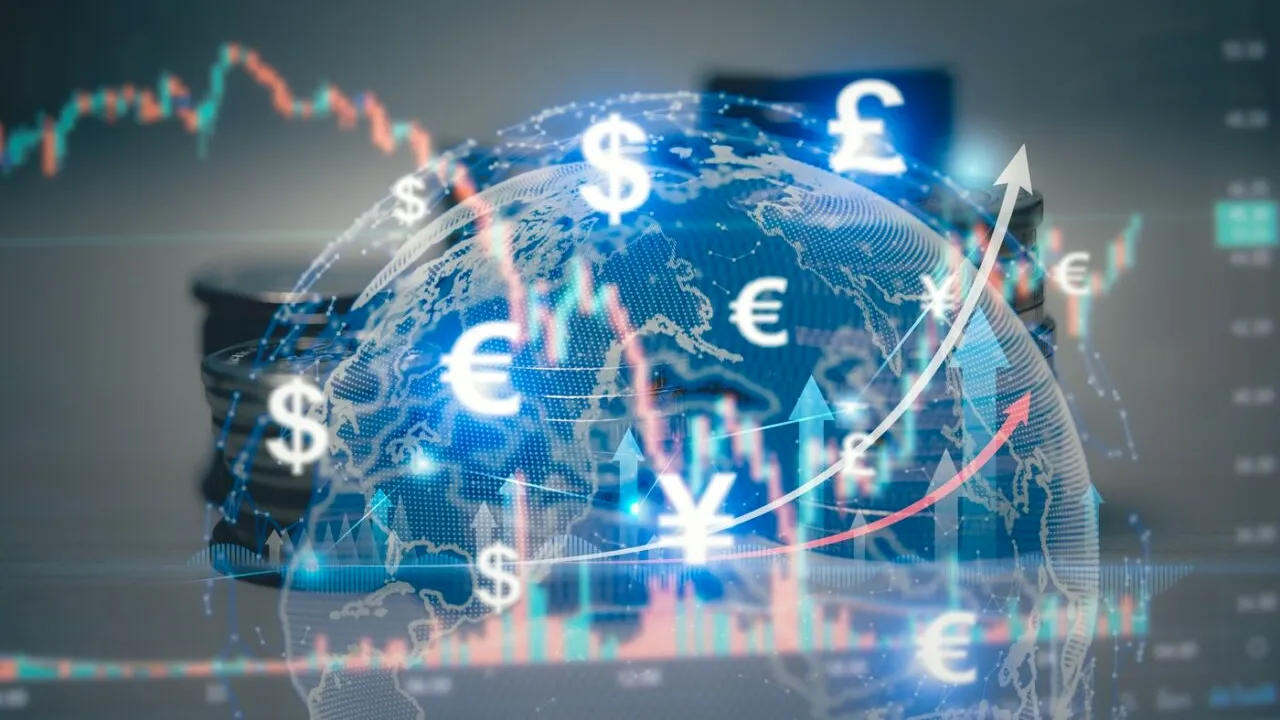 THE TELEGRAPH: Politica monetară strictă ar putea continua câțiva ani, în contextul tensiunilor geopolitice persistente