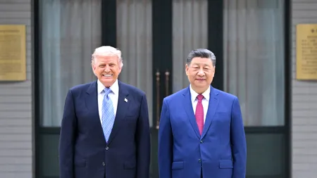 Summitul Trump - Xi, armistițiu comercial fragil. SUA joacă defensiv pe mai multe fronturi, China adoptă principiul „grăbește-te încet”