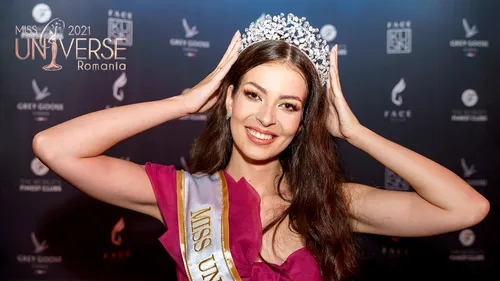 Miss Universe România s-a vaccinat cu doza a treia | GALERIE FOTO
