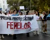 Protest în Piața Victoriei, după CRIMA din Cosmopolis. „Fiecare femeie ucisă este dovada unui sistem care a eșuat”