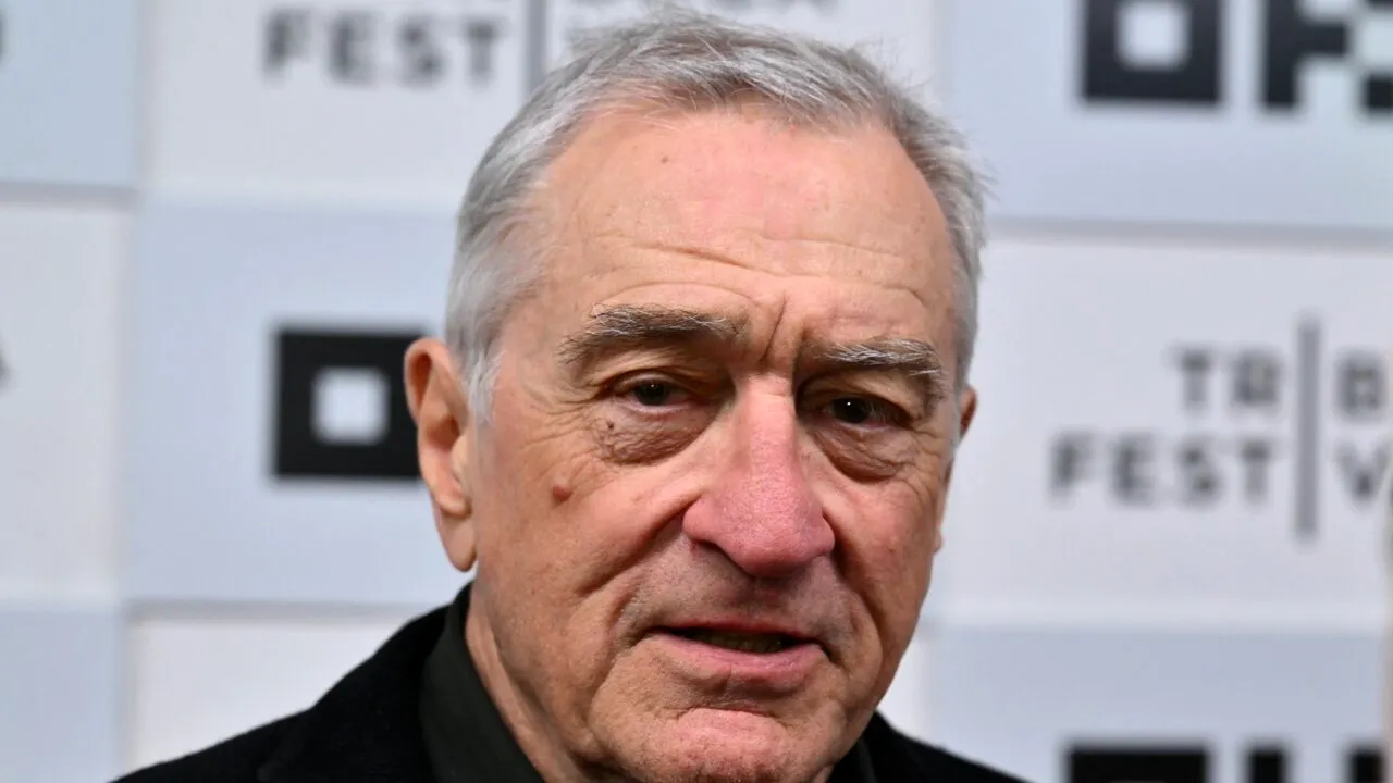 Robert De Niro filmează o reclamă pentru Uber, dar nu în rolul lui Travis Bickle, personajul său cult din ”Taxi Driver”