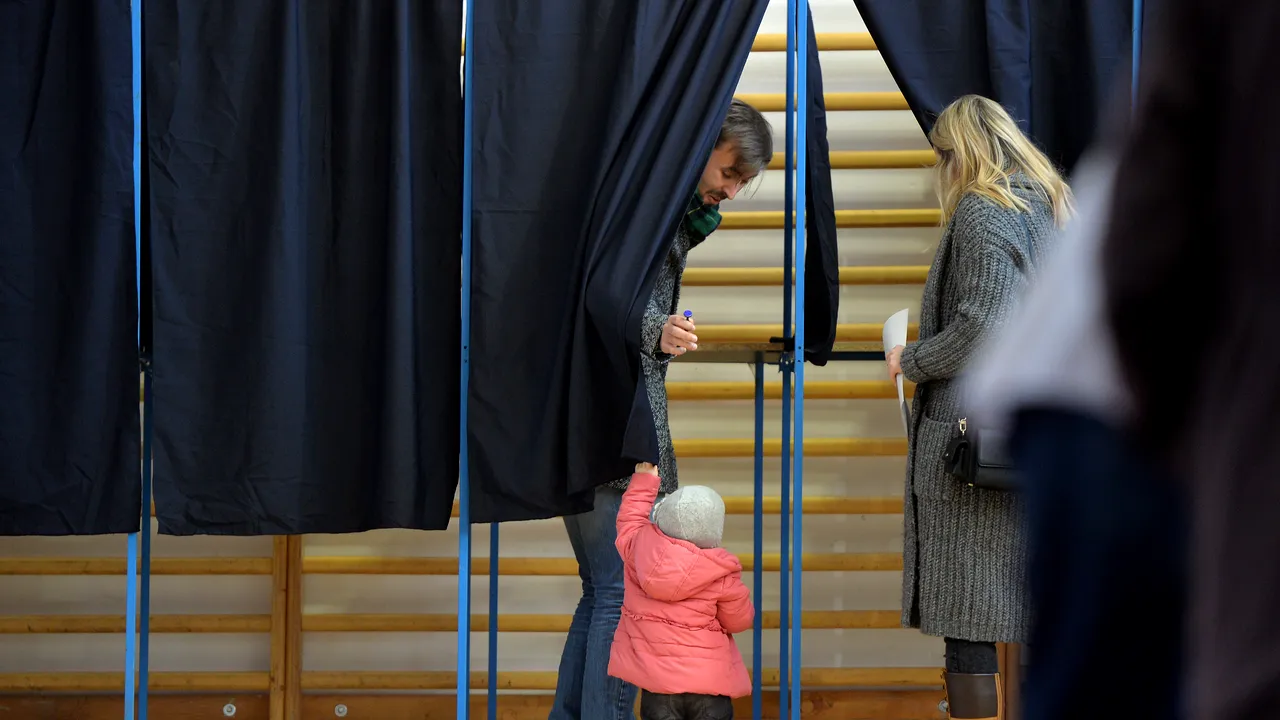 REFERENDUM pentru familie. În România au avut loc, de la Revoluția din 1989, ȘASE referendumuri. Care au fost MIZELE