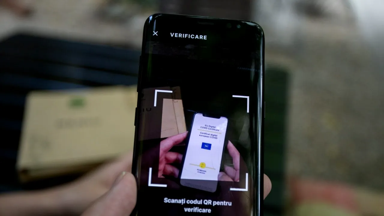Poliția Română se „înarmează” cu device-uri pentru verificarea certificatelor verzi
