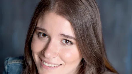 Kira Hagi s-a LOGODIT. Cine este iubitul fiicei „regelui”