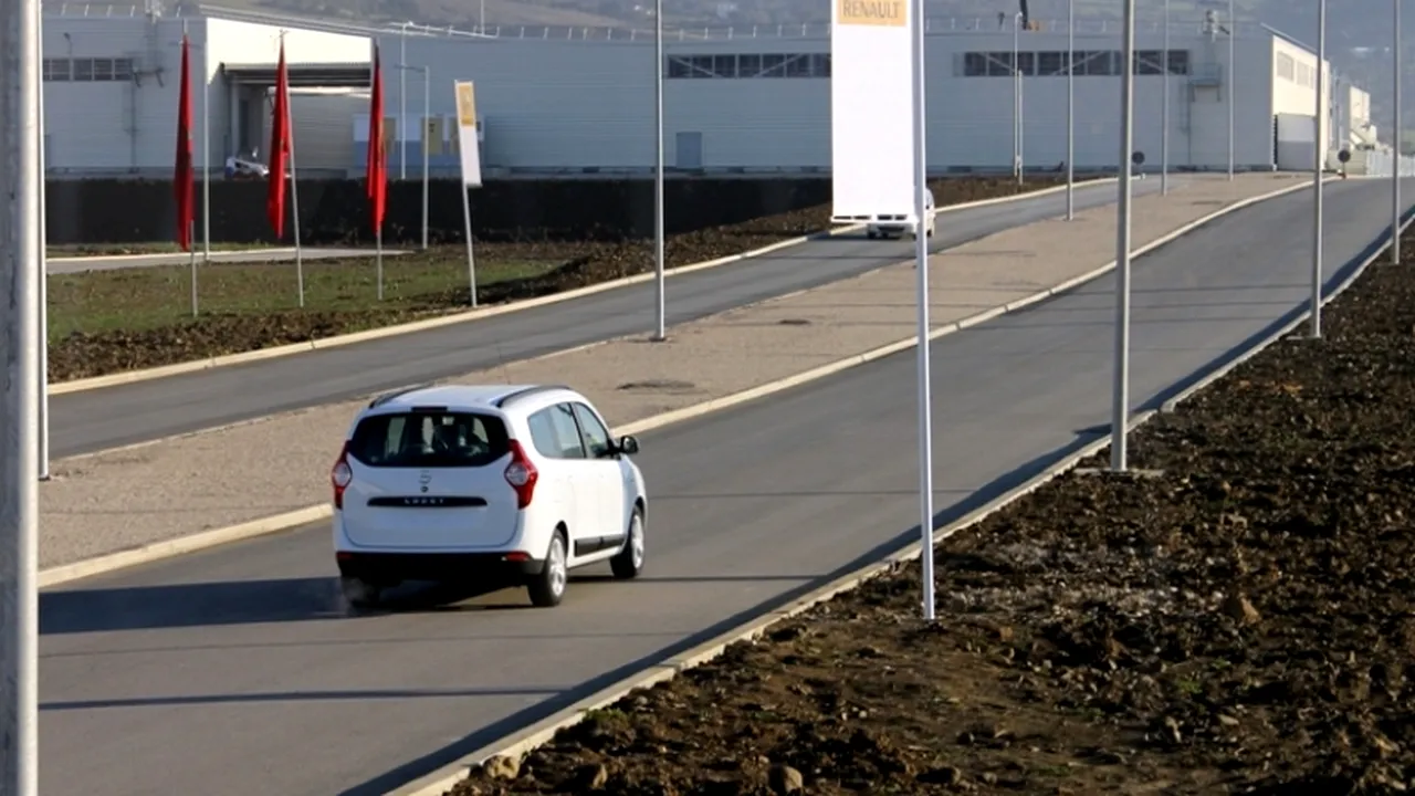 FOTO+VIDEO. Cum se produce Dacia Lodgy în Africa, la fabrica din Tanger