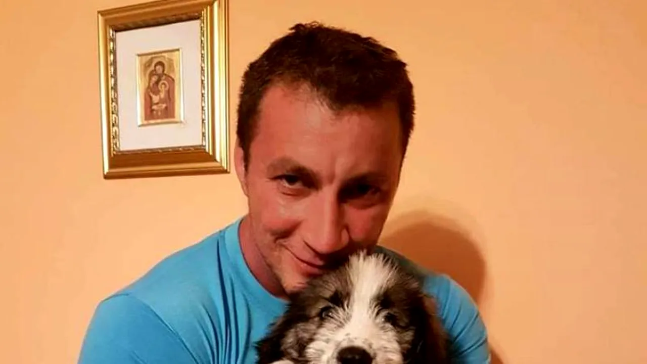 Aproape toți șoferii fac asta, dar Marian Godină spune că sunt „melteni”! „Omul nu pricepe că banda aia e și pentru înainte și că verdele ăla intermitent e pus acolo ca să poți trece în caz că ești primul la semafor”