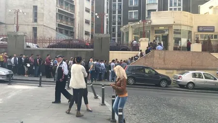 De ce vor bucureștenii să se facă polițiști. Mii de oameni, de bunăvoie la Poliția Capitalei