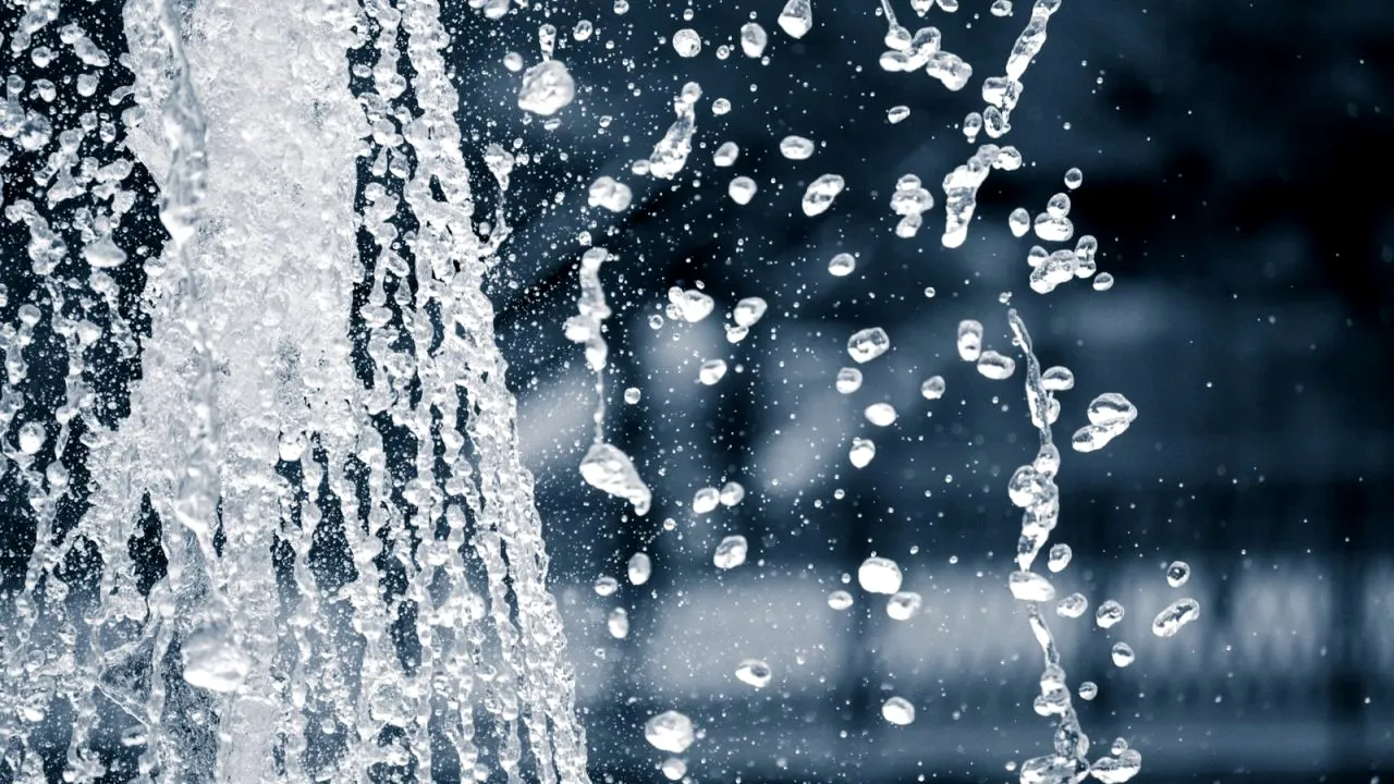 (P) Noi forăm oriunde în România puțuri de apă!