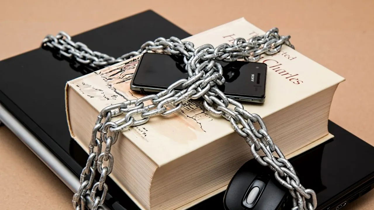 Twitter pune ținta pe aleșii republicani. Vânătoare de politicieni conservatori în social media