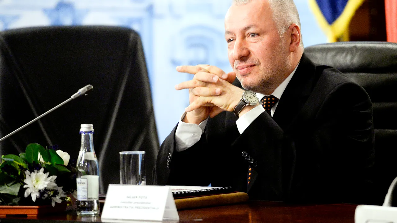 Fostul consilier prezidențial Fota a îmbrăcat cămașa morții, pentru că n-a găsit alta în șifonier