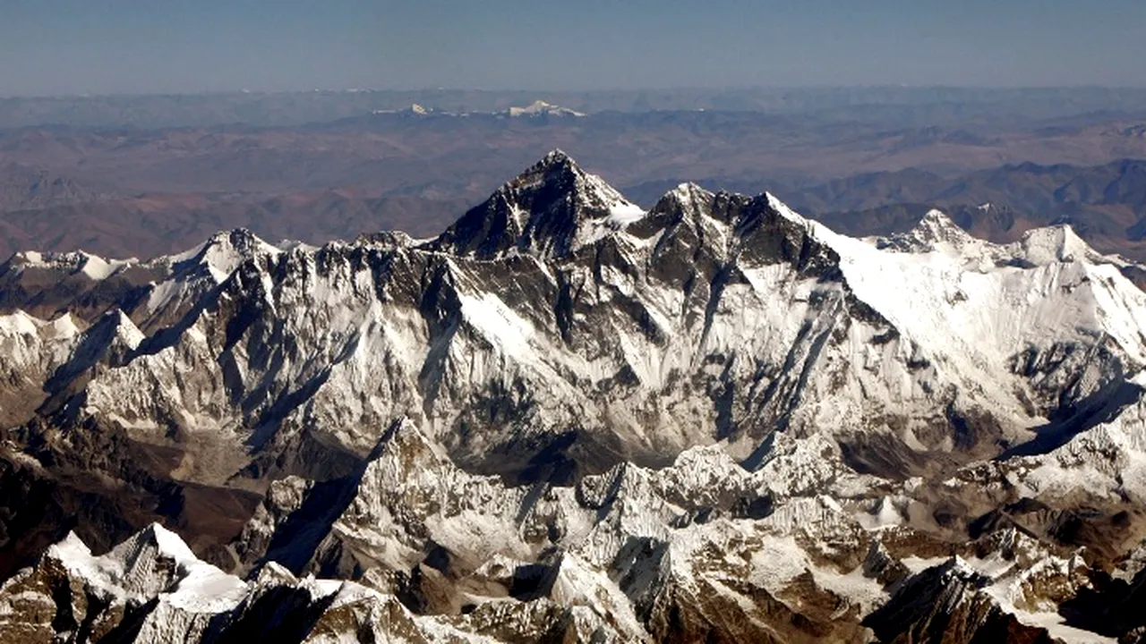 Ultimul supraviețuitor al expediției care a cucerit în premieră Everestul a decedat