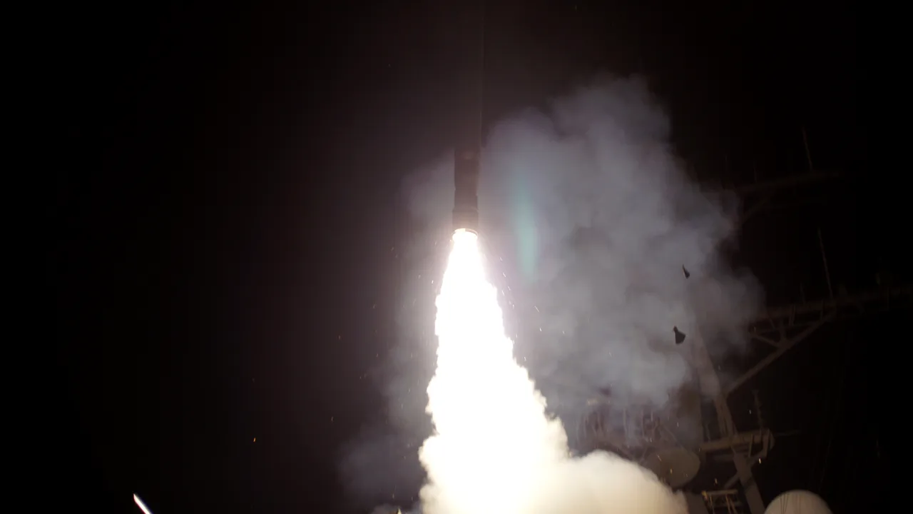 Comandantul US Navy: Costul unor posibile acțiuni militare în Siria nu va fi extraordinar. Cât costă o rachetă Tomahawk