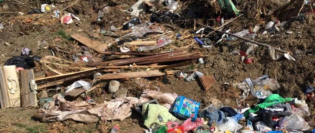 Descoperire macabră lângă groapa de gunoi a Craiovei. Polițiștii n-au mai văzut așa ceva niciodată