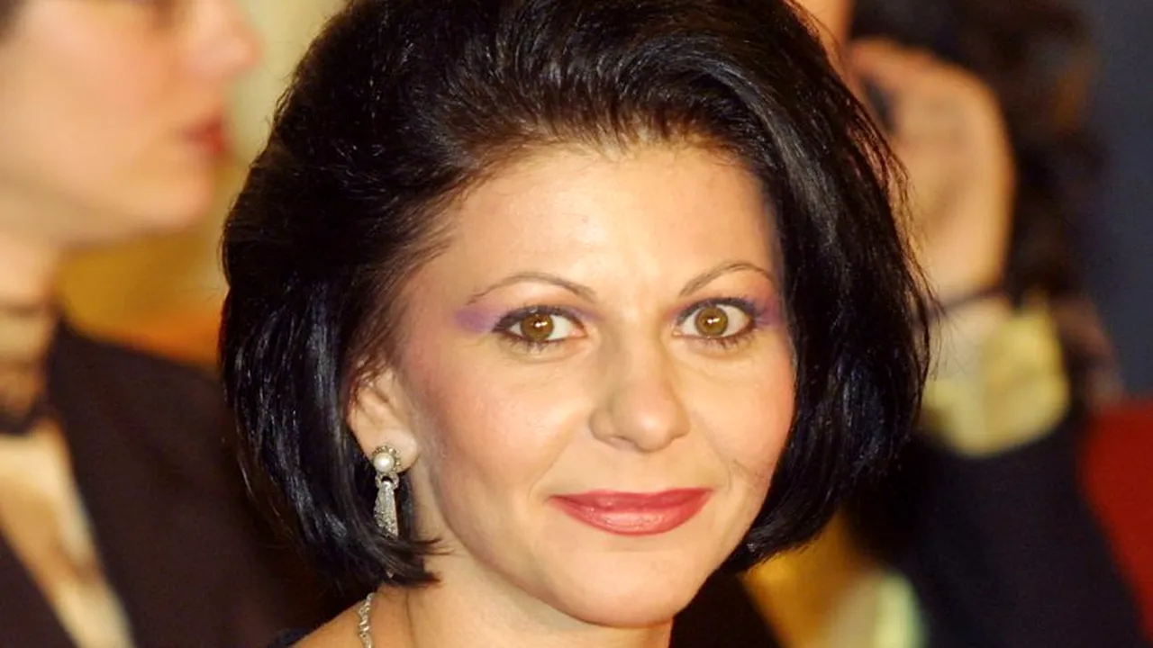 Elena Cârstea are o afacere cu pisici, în SUA. Câți bani câștigă vedeta