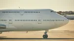 AVIONUL privat american care l-a adus pe fostul președinte al SUA în Europa a aterizat la București. Motivul vizitei e necunoscut