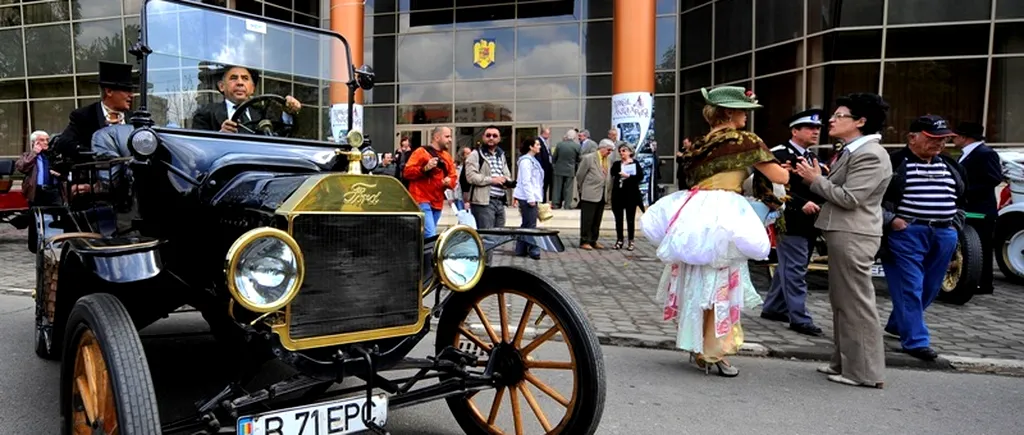 Un autoturism Ford din 1912, vedeta paradei mașinilor de epocă din sectorul 2 al Capitalei