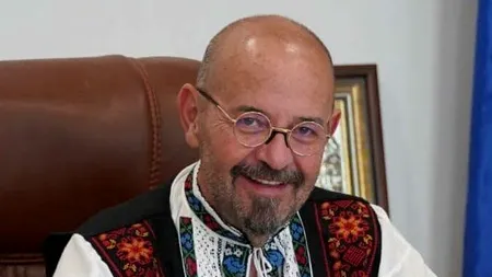 Manea electorală, dedicată lui PIEDONE: „După gratii de m-ar ține, tot n-ar trece peste mine”. Cine este interpretul care o cântă