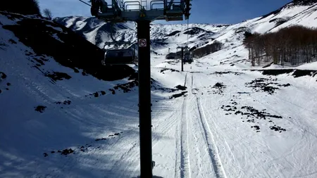 Copil căzut din telescaun, la Sinaia, de la patru metri înălțime. A fost chemat elicopterul SMURD