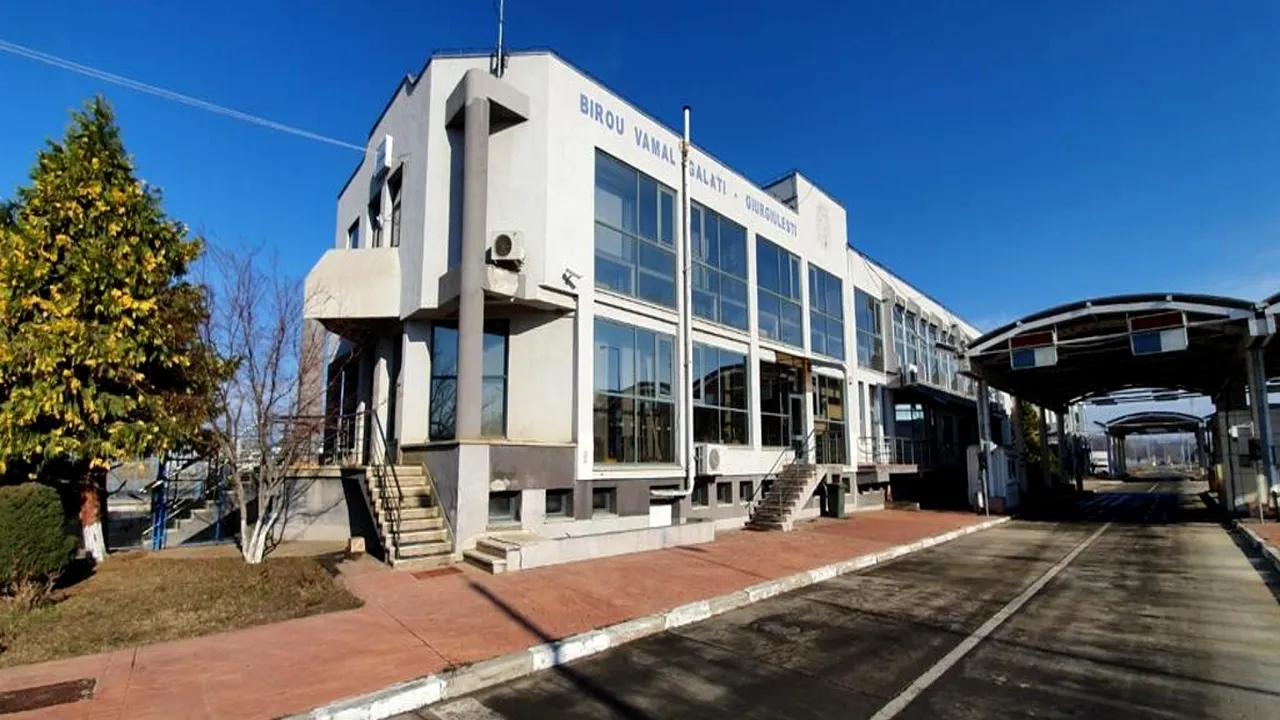 Cetățean ucrainean, depistat cu un permis auto fals la granița cu România. Ce au mai descoperit vameșii, după un control amănunțit