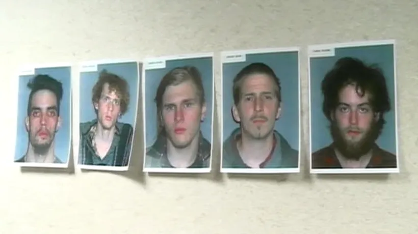 Cinci bărbați acuzați că voiau să arunce în aer un pod din SUA, arestați de FBI