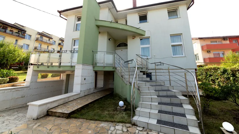 Cu cât se vinde o vilă în Cluj-Napoca în 2023? Cu aceeași sumă se poate cumpăra o vilă cu vedere la mare în Barcelona