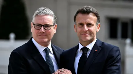 Starmer și Macron, acuzați de un oficial senior european că se prefac „relevanți” în planul „Strâmtoarea Ormuz”
