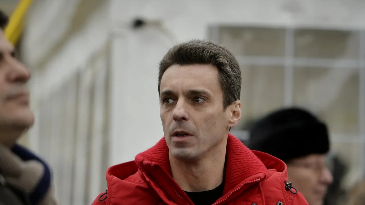 Mircea Badea anunță rezultatul testului COVID-19 pe care și l-a făcut: „Fac declarația aceasta și pentru colegii mei”