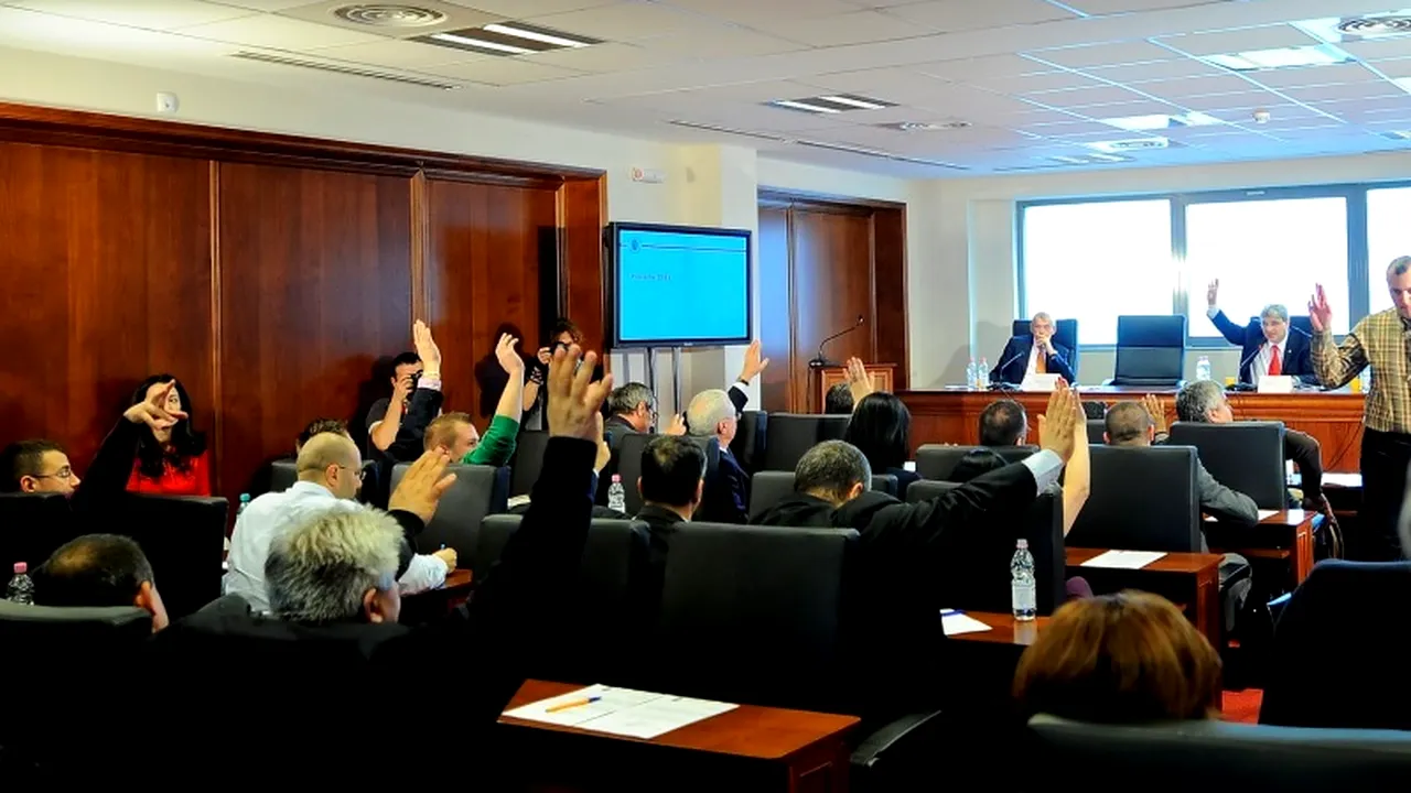 Demisia consilierilor PDL din Consiliul General se amână