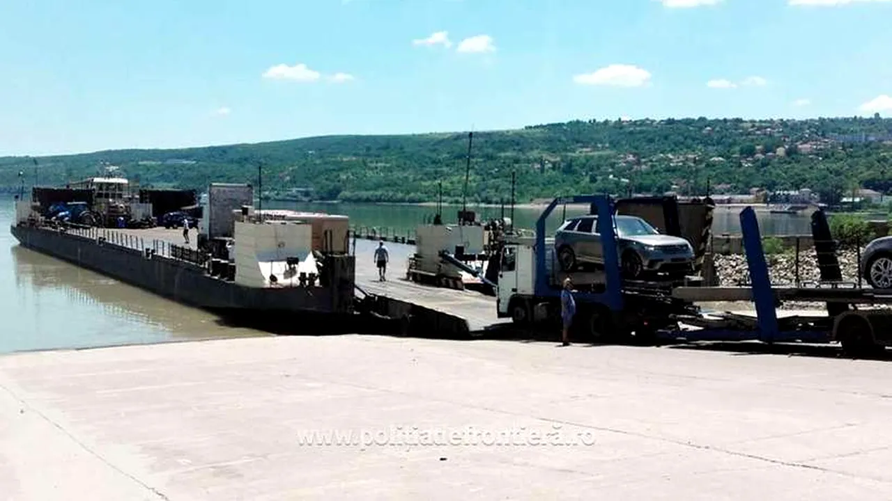 Trafic de coșmar așteptat la Giurgiu-Ruse. Bacul Bechet România - Oryahovo Bulgaria, suspendat temporar din cauza deditului Dunării
