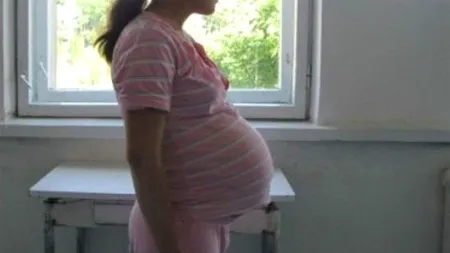 Localitatea din România în care 50 de minore au rămas ÎNSĂRCINATE în același timp. Multe dintre ele au 11-12 ani