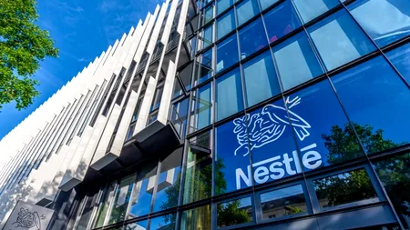 Nestle pierde în instanță: concedierea unui angajat acuzat că a „vapat” în fabrică costă peste 22.000 de lire