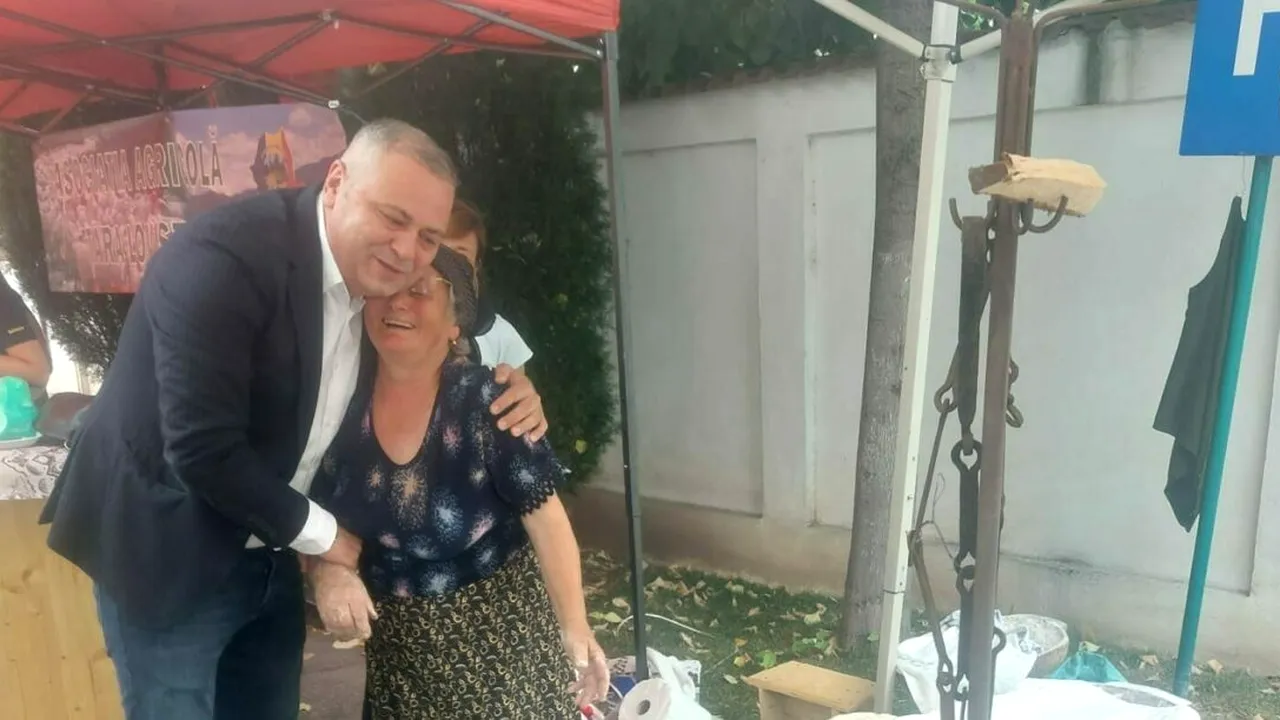 A fost inaugurată piața volantă din curtea Consiliului Județean Olt. Ministrul Agriculturii, confundat cu premierul