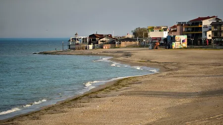 Întâmplare şocantă în Vama Veche. Turistă: ”O fată dezbrăcată şi sângerândă urla pe trotuar. Cel mai probabil îi dăduseră drogul violului“