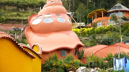 Descoperă unul dintre cele bizare locuri de pe pâmânt: „Când intri, ți se oprește respirația. Este atât de romantic!