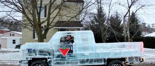 GALERIE FOTO. Canadian Tire a construit o mașină din gheață. În câte ore s-a topit automobilul